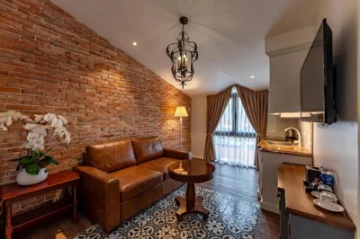 로프트 — Golden Star Apartment & Hotel
