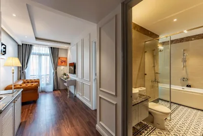원베드룸 아파트 — Golden Star Apartment & Hotel